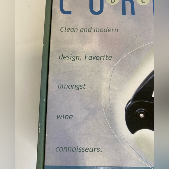 New in Box Deluxe Corkscrew for Wine Bottles.Includes Use and Care Instructions - Picture 6 of 7